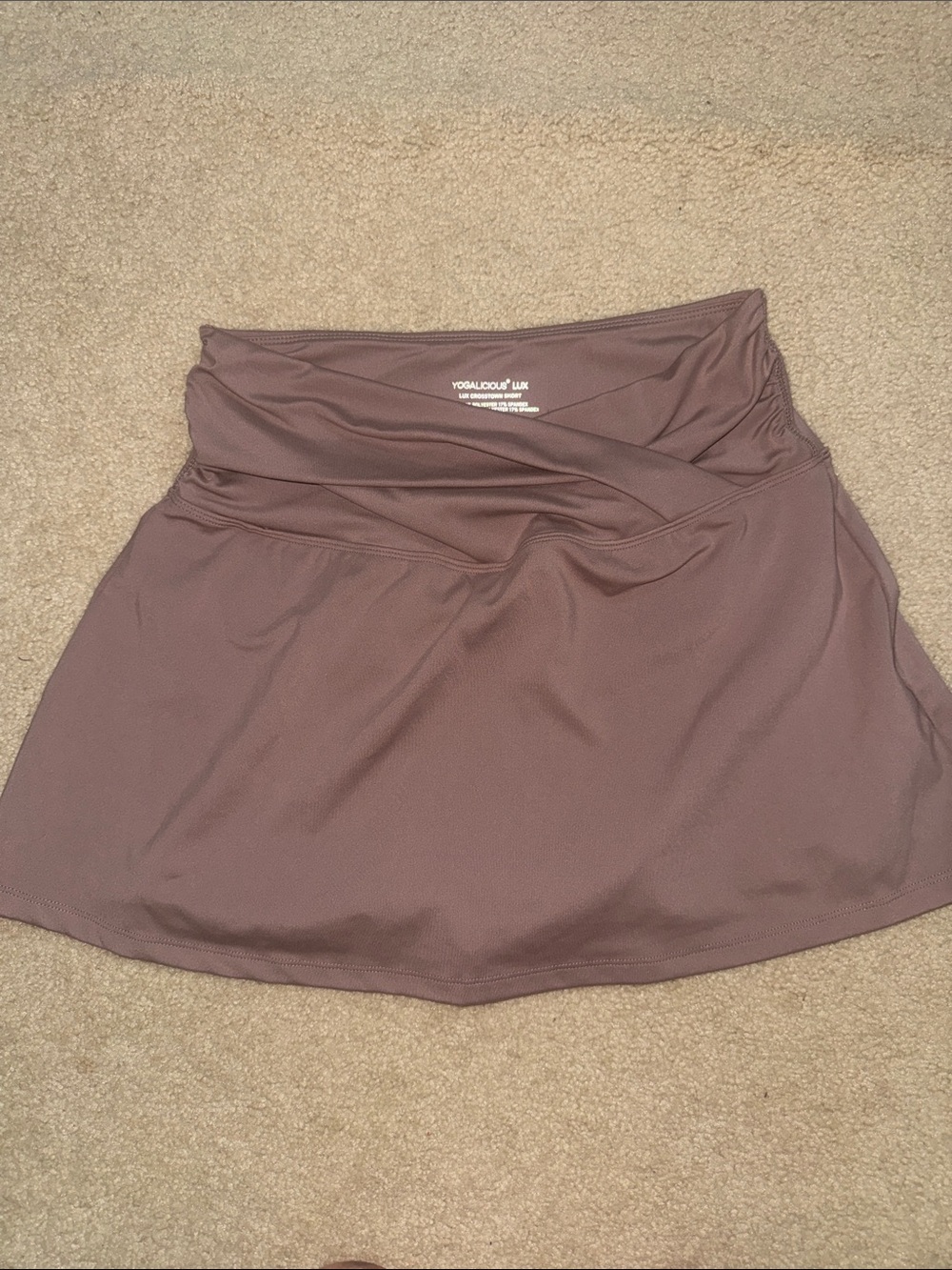 Yogalicious LUX crosstown skirt size Large - Picture 2 of 5